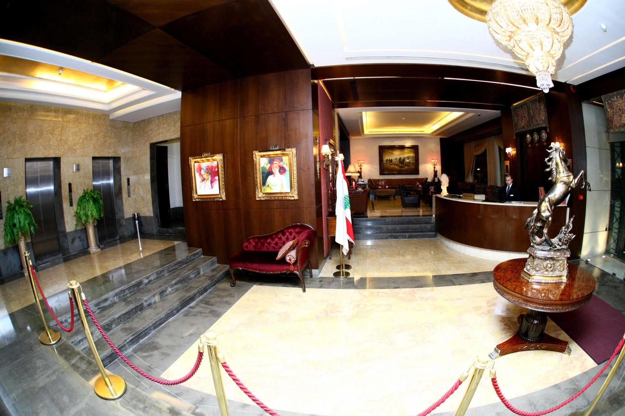 玛尔卡奇亚梦露套房公寓式酒店 贝鲁特 外观 照片